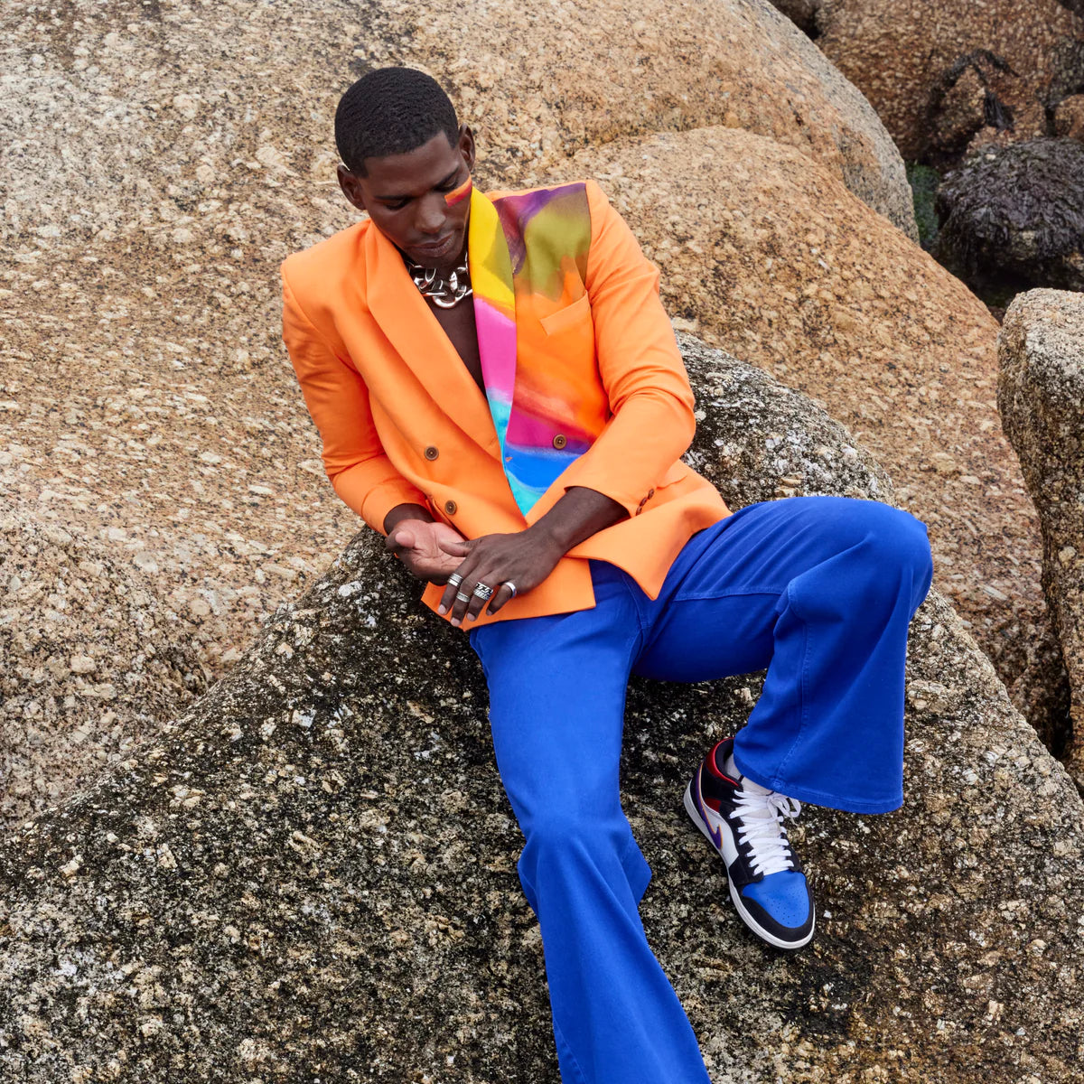 BLAZER WITH HAND PAINTED PATCH